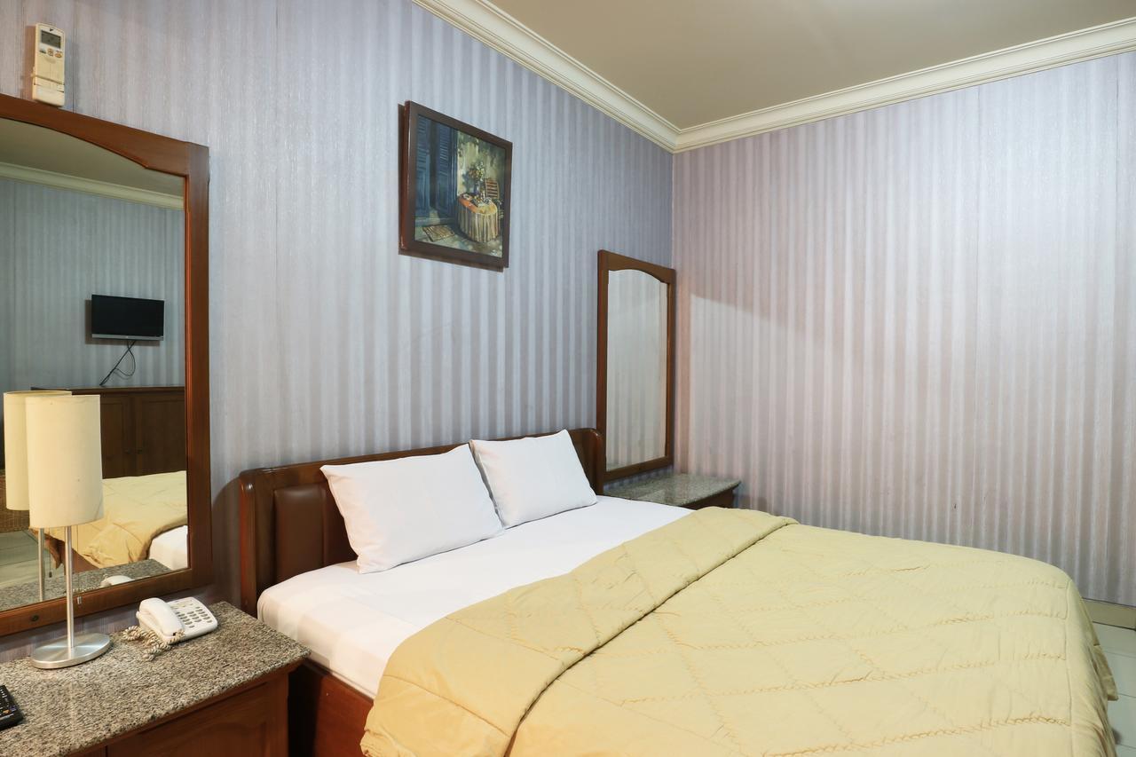 Hotel 678 Kemang Powered By Cocotel Jacarta Exterior foto