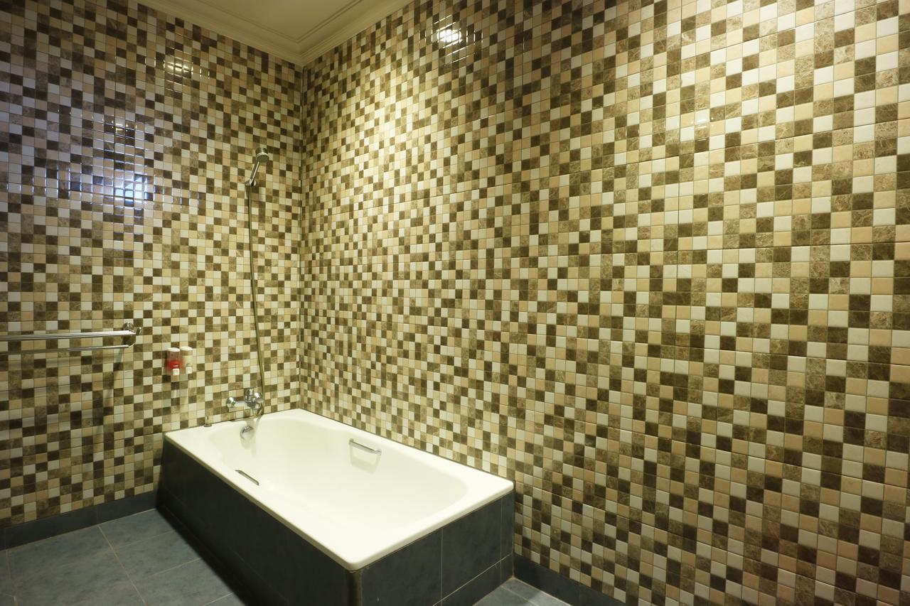 Hotel 678 Kemang Powered By Cocotel Jacarta Exterior foto